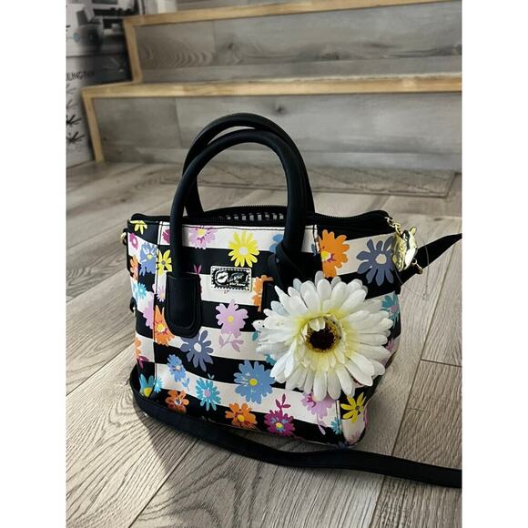 Betsey Johnson Y2K Colorful black and white striped purse with flower - Picture 9 of 9